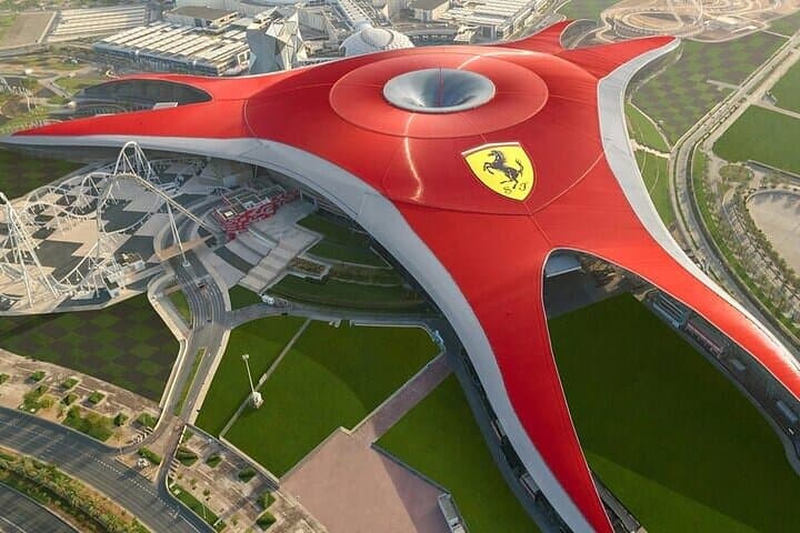 Ingresso Ferrari World + Seaworld